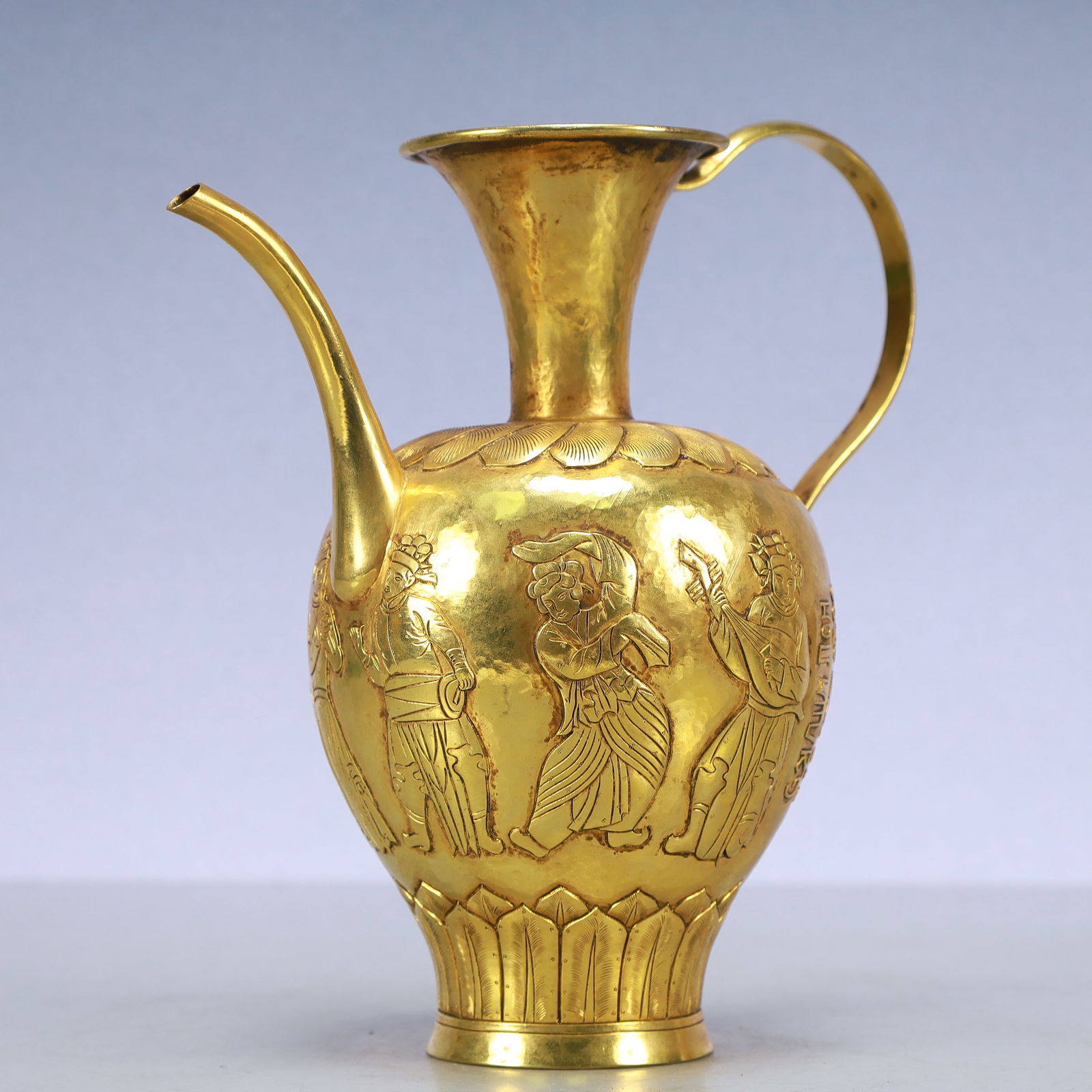 A Exquisite Gilt Bronze Figures Pattern Ewer - 4