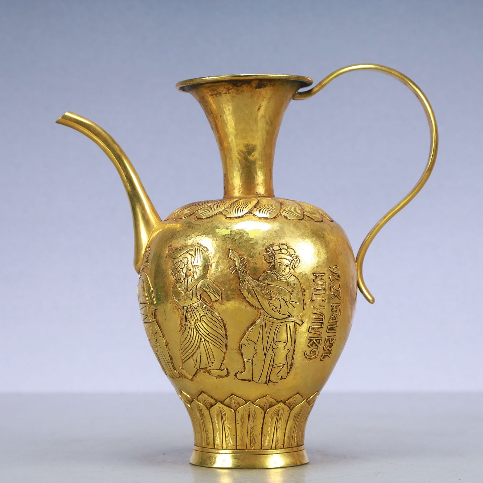 A Exquisite Gilt Bronze Figures Pattern Ewer - 5