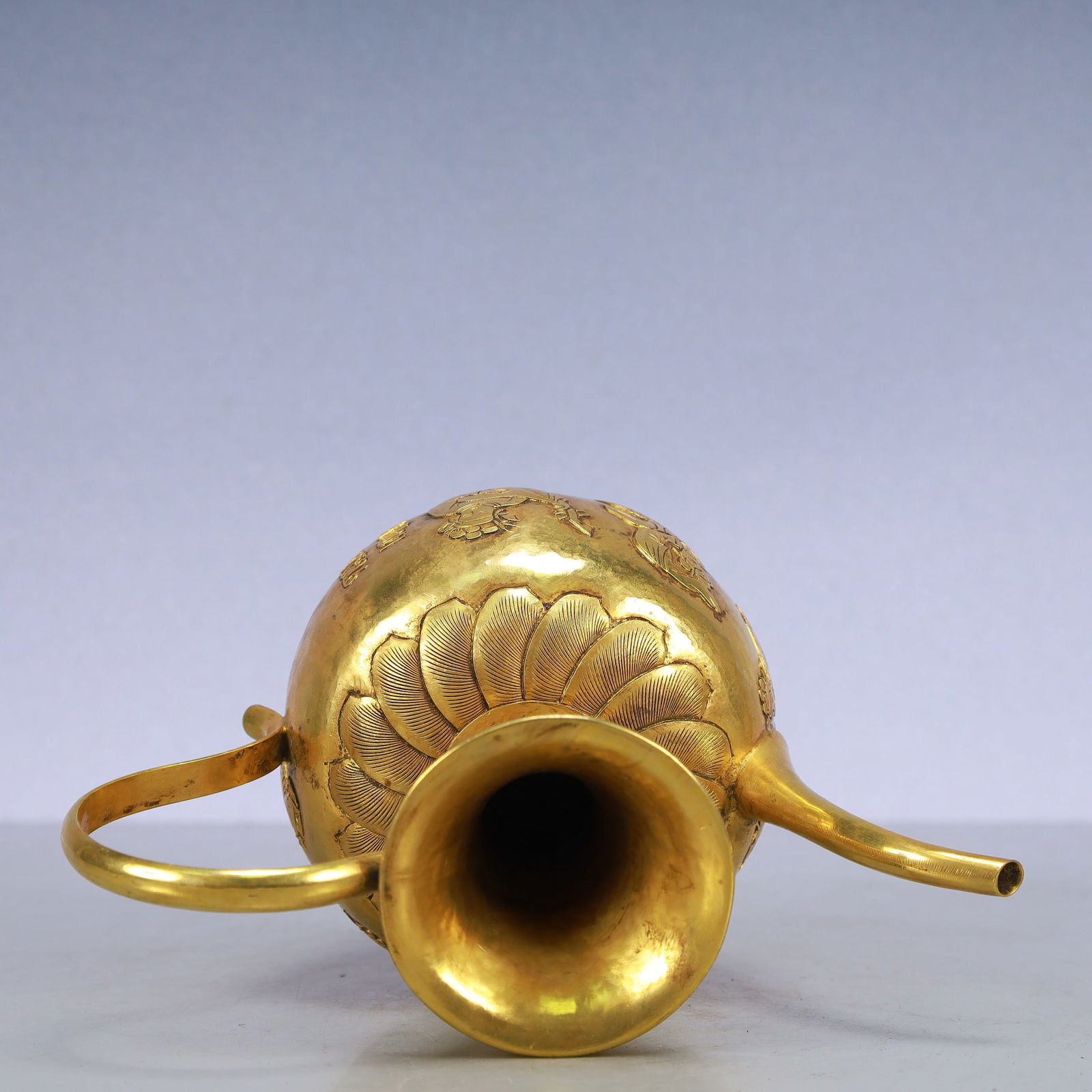 A Exquisite Gilt Bronze Figures Pattern Ewer - 8