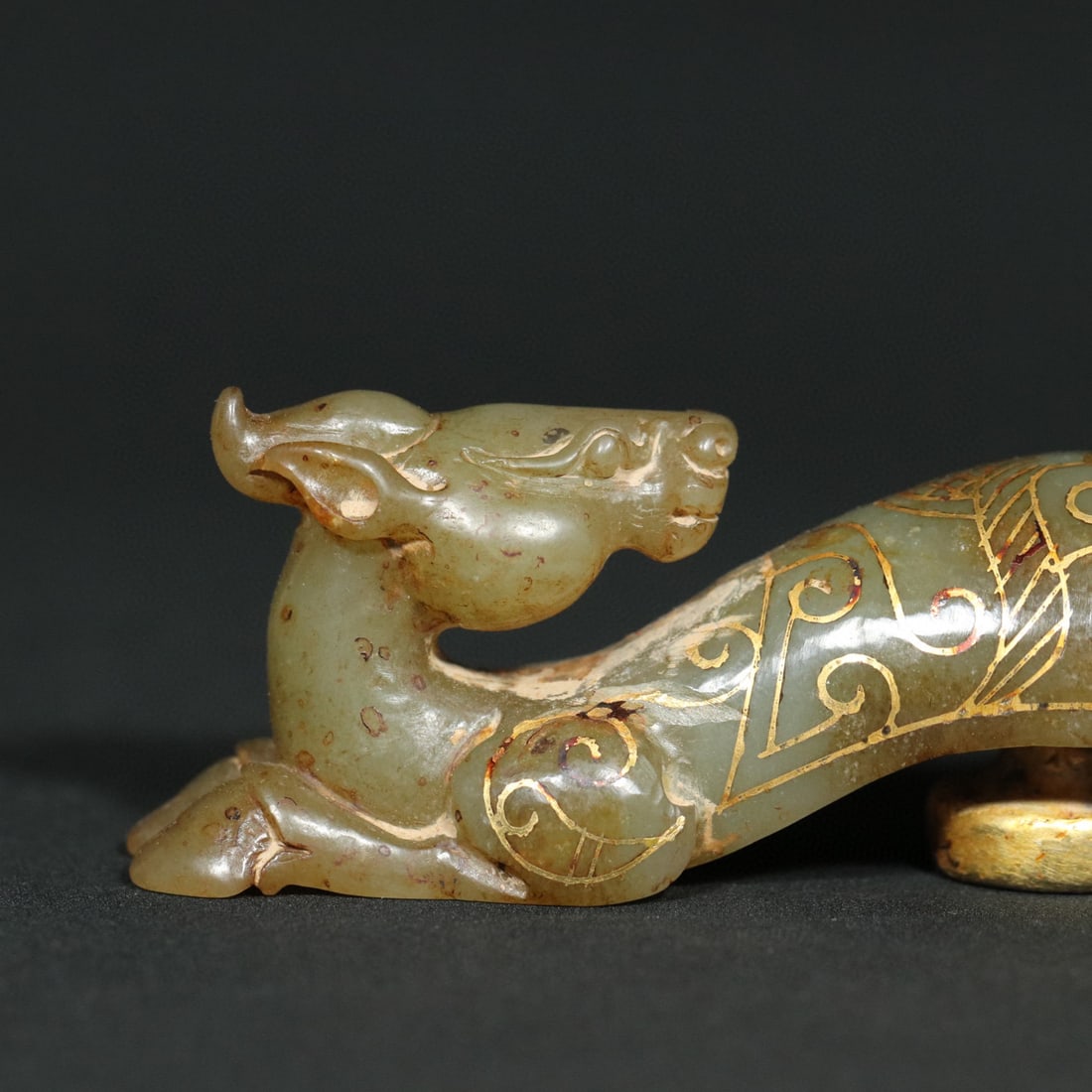 An Exquisite White Jade Gilt Beast-Face Pattern Hook - 7