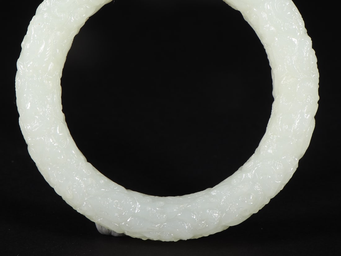 An Exquisite White Jade Dragon Pattern Bracelets - 6