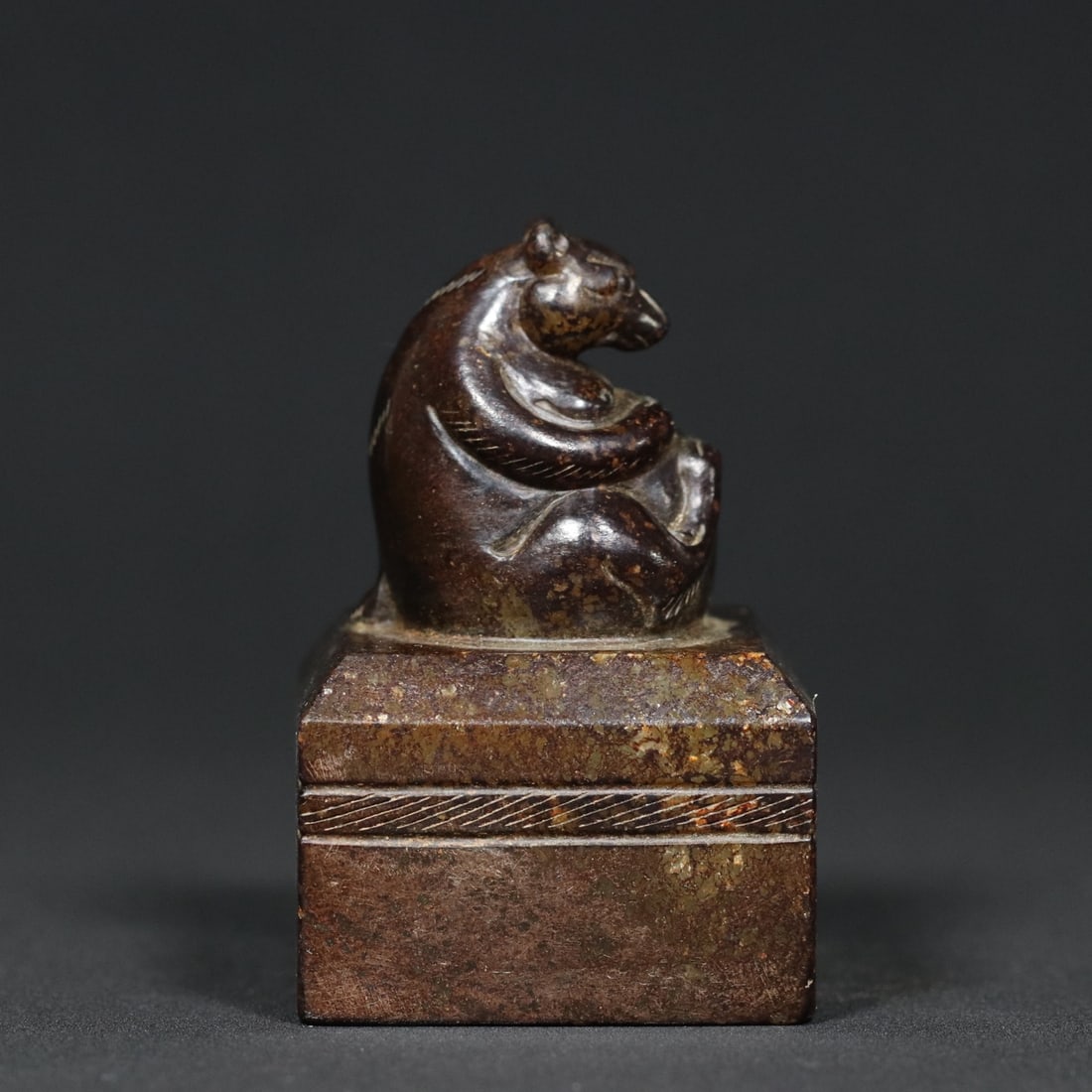 An Exquisite White Jade Bear Seal - 5