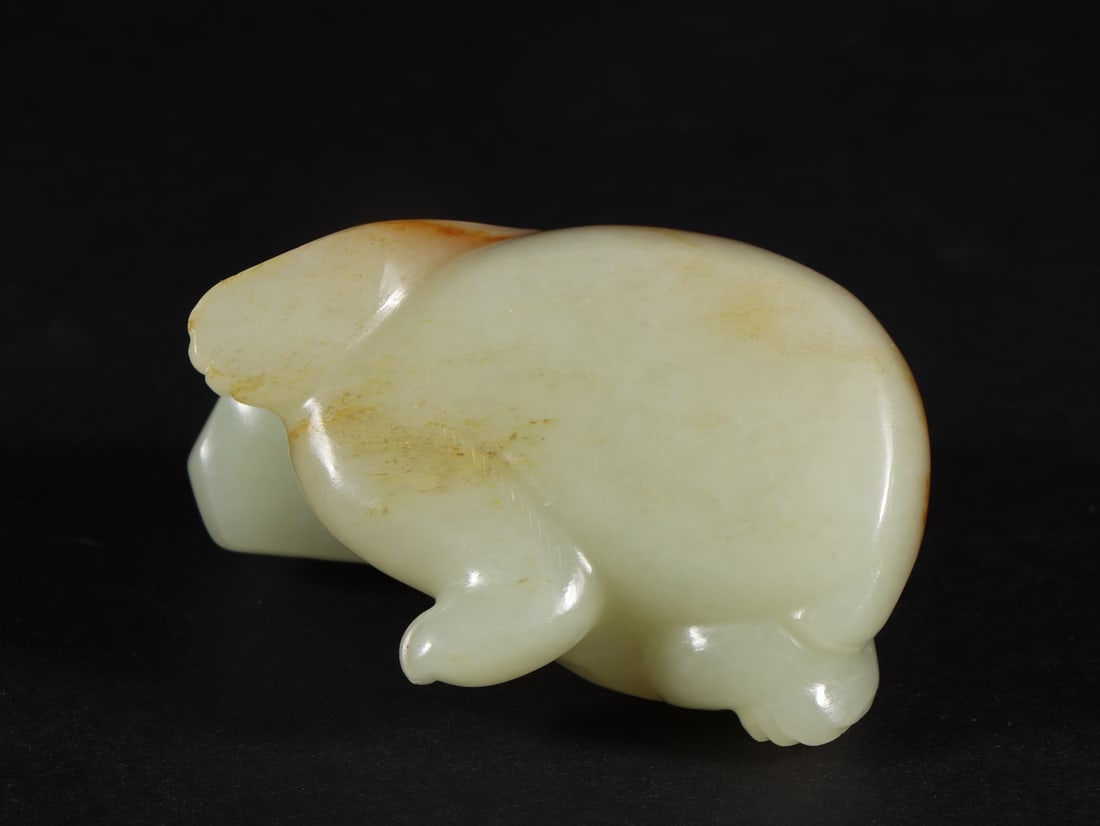 An Exquisite White Jade Bear Ornament - 9