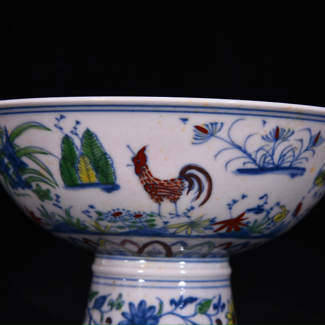 An Exquisite Doucai Rooster Pattern Lotus Pattern Stem Bowl - 4