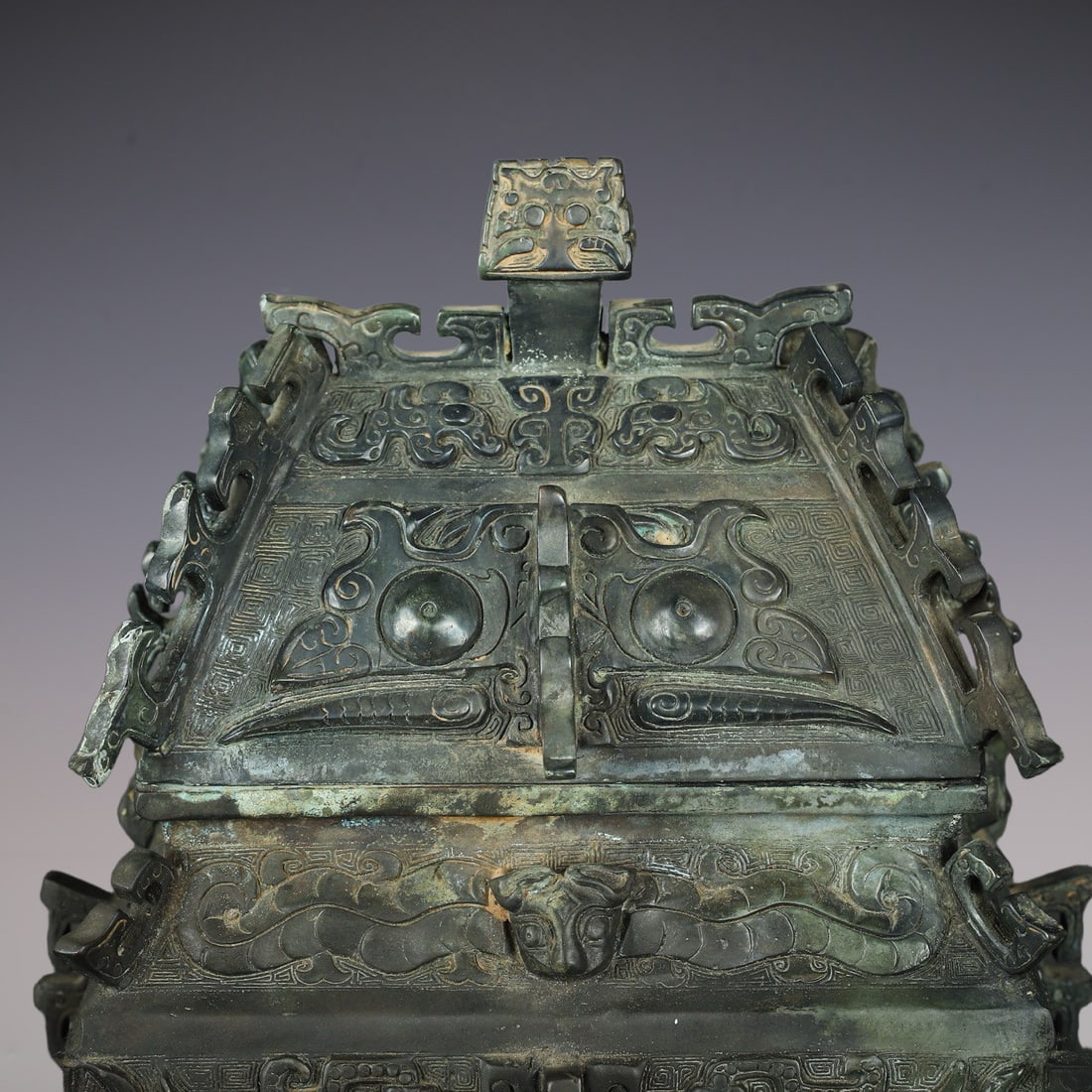 An Exquisite Bronze Beast-Face Pattern Censer - 2