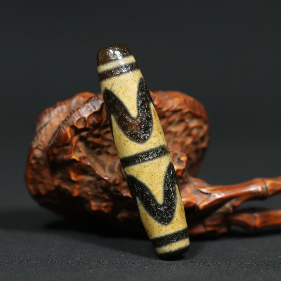 An Exquisite Dzi Bead Pendant - 2