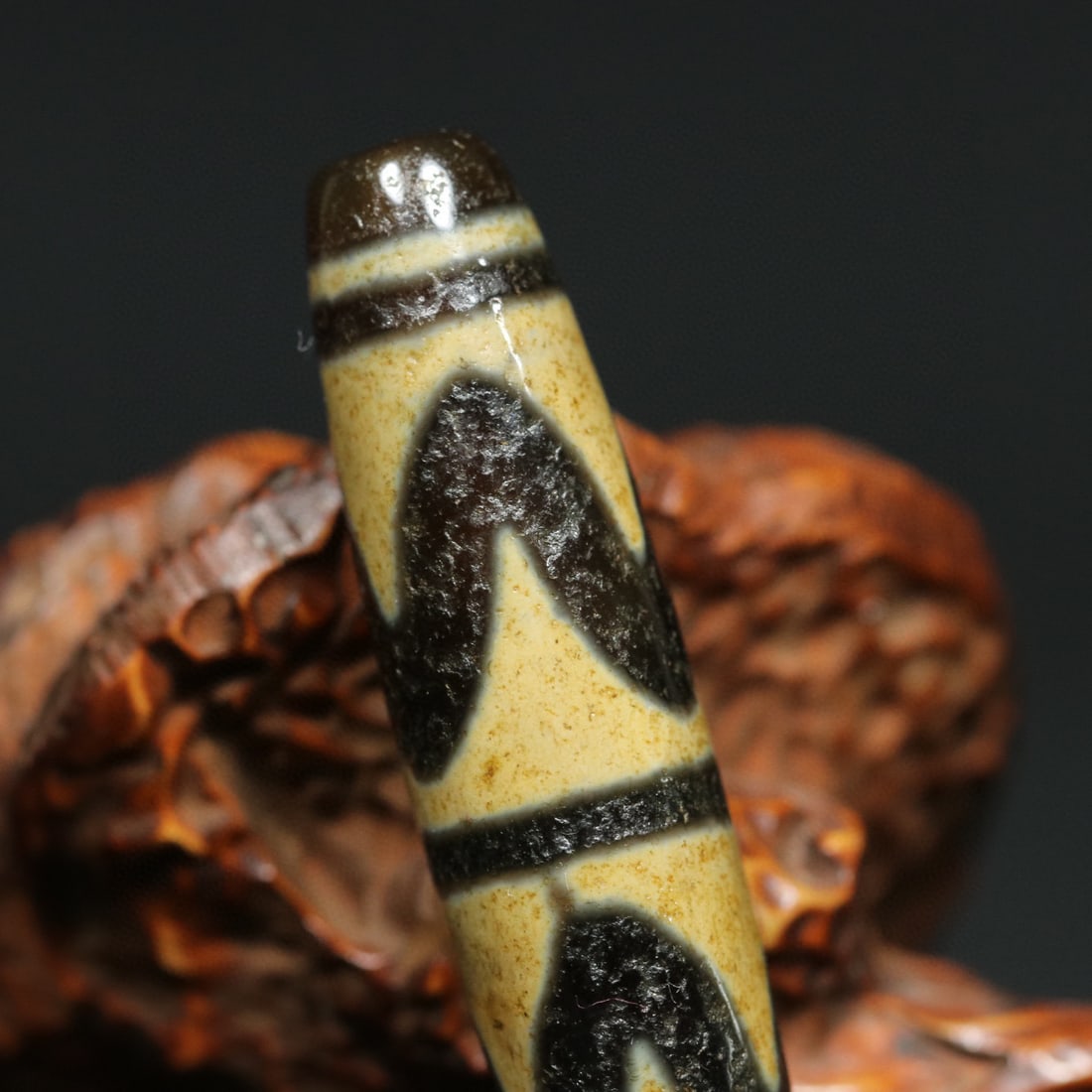 An Exquisite Dzi Bead Pendant - 5