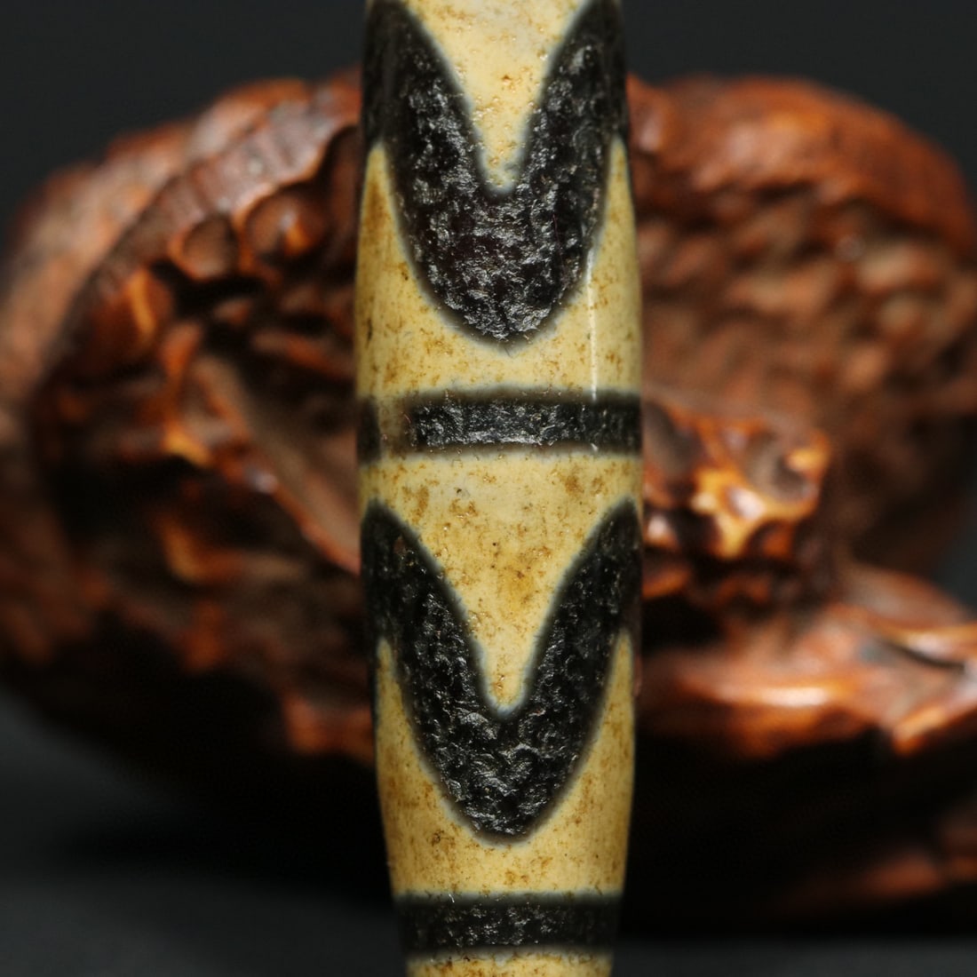 An Exquisite Dzi Bead Pendant - 7