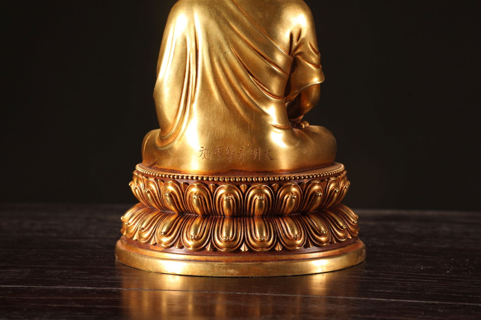 An Exquisite Gilt Bronze Buddha Statue - 8
