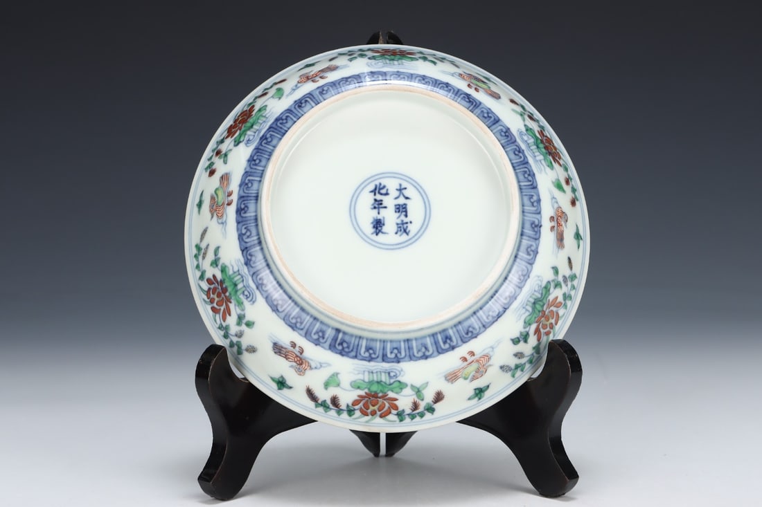 An Exquisite Doucai Flower and Bird Pattern Plate - 9