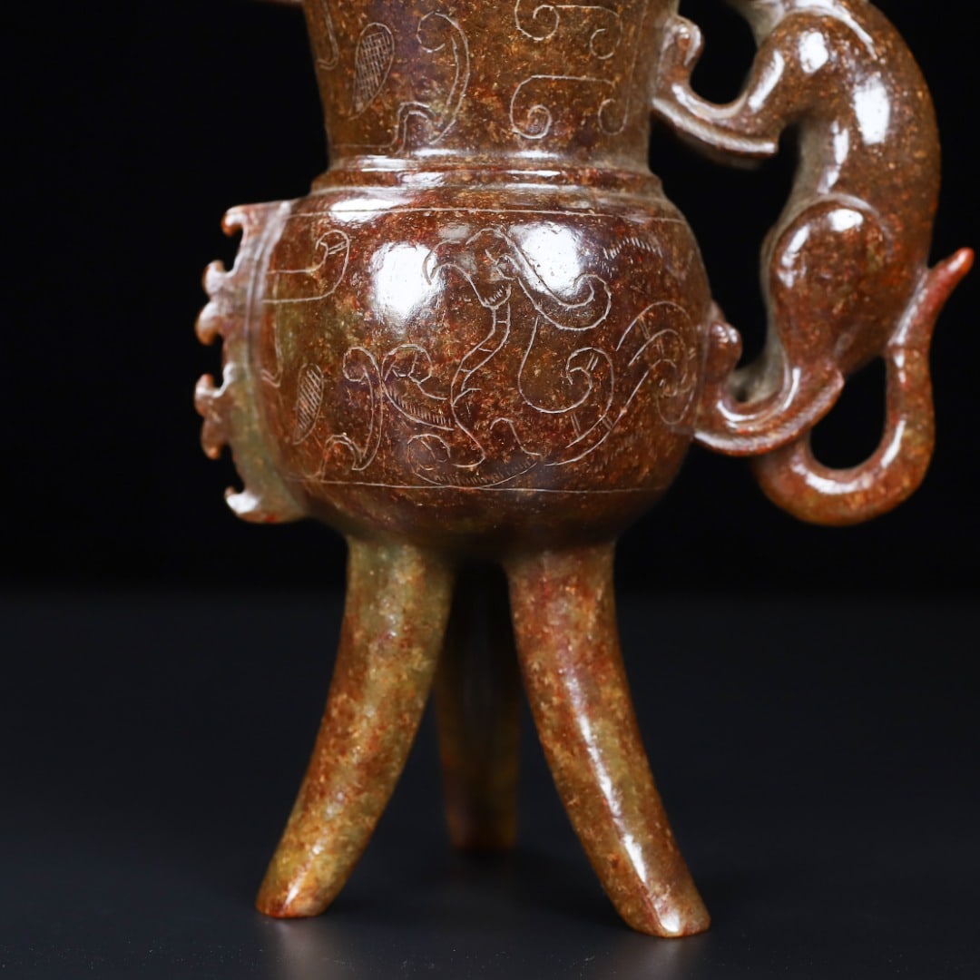 An Exquisite White Jade Phoenix Pattern Tripod Cup - 3