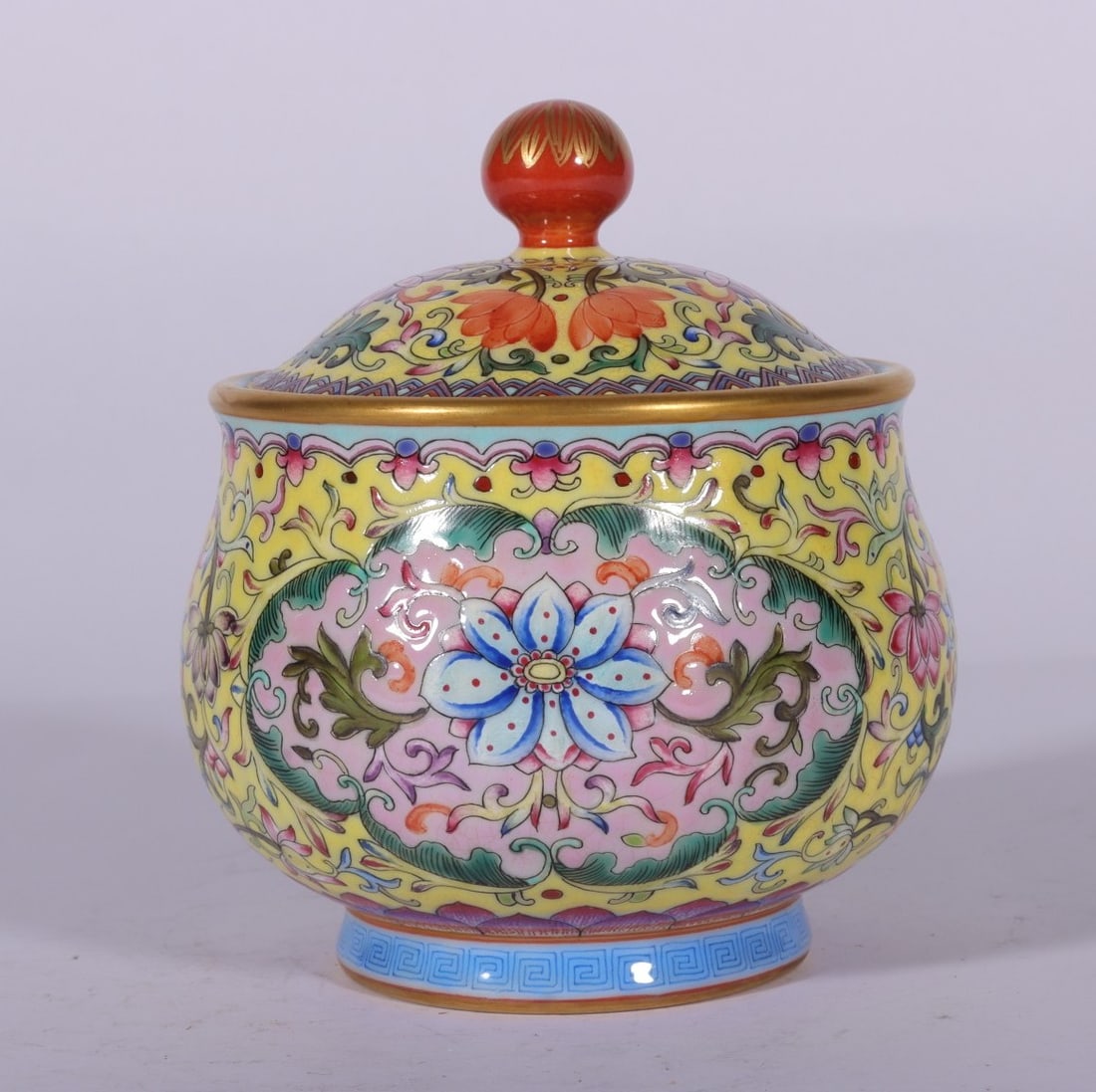 An Exquisite Enamel Lotus Pattern Tea Caddy (1 of 8)