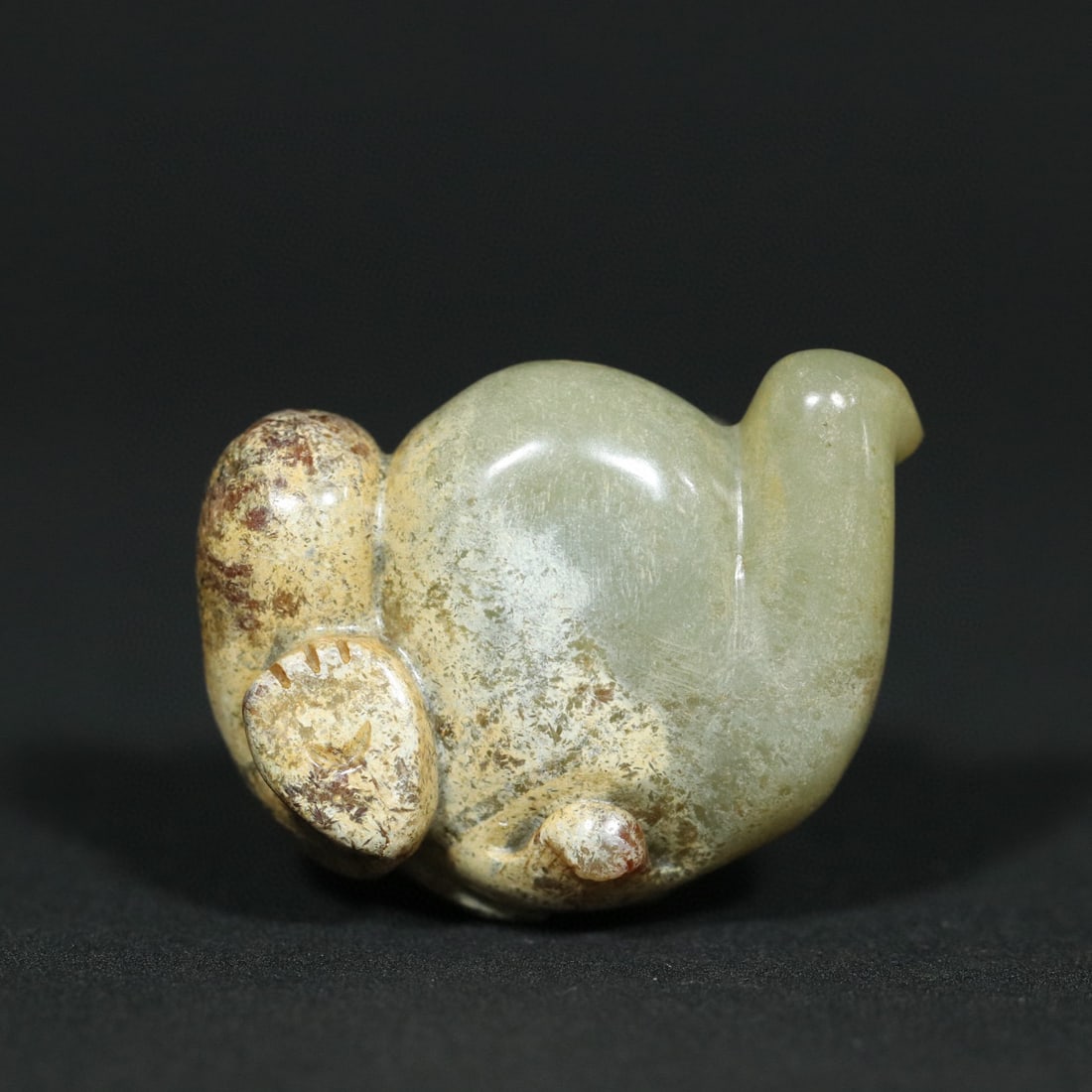 An Exquisite White Jade Bear Ornament - 5