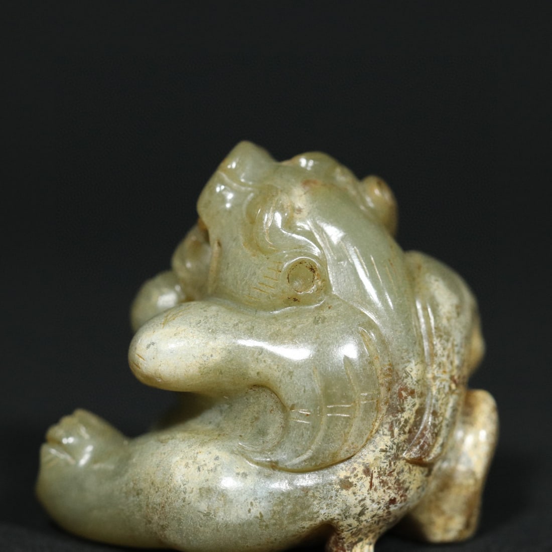 An Exquisite White Jade Bear Ornament - 8