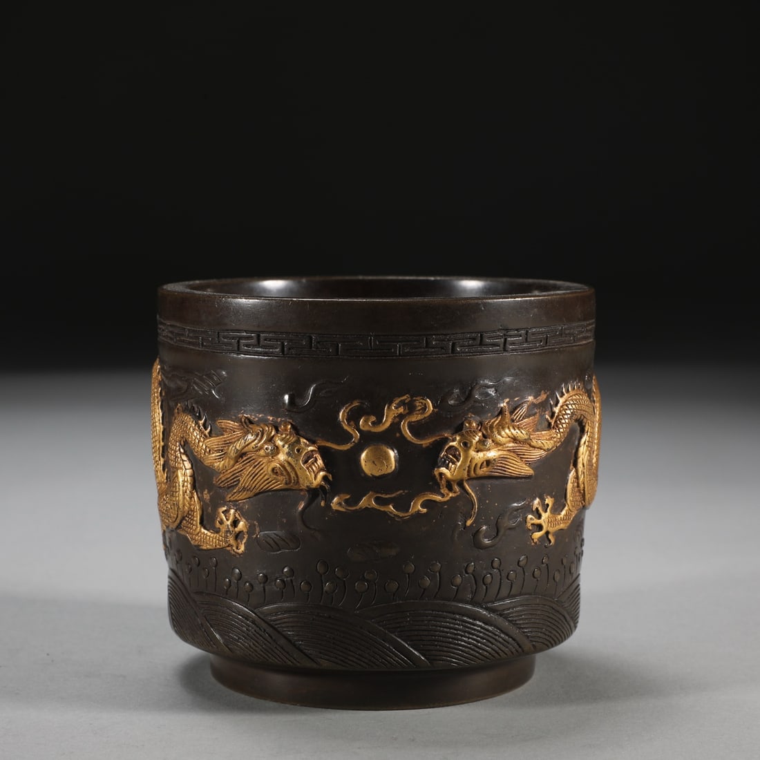 An Exquisite Gilt Bronze Dragon Pattern Seawater Pattern Censer - 2