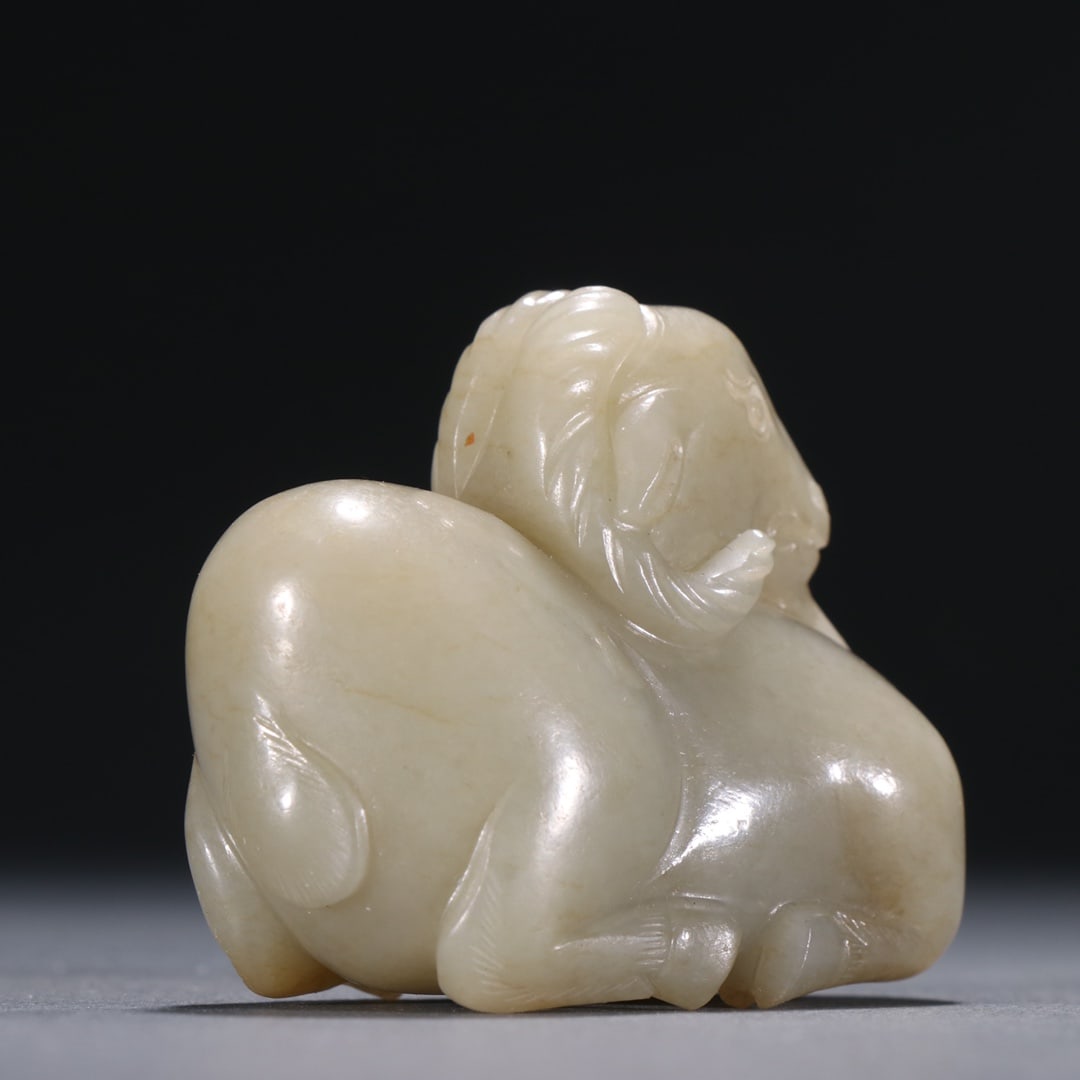 An Exquisite White Jade Sheep Ornament - 7