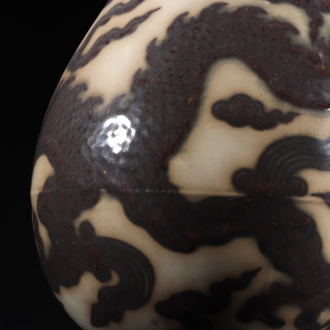 An Exquisite Underglaze-Red Dragon Pattern Lotus Pattern Double-Ears Vase - 6