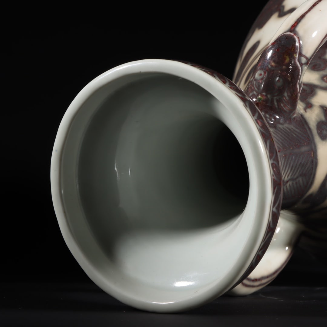 An Exquisite Underglaze-Red Dragon Pattern Lotus Pattern Double-Ears Vase - 8