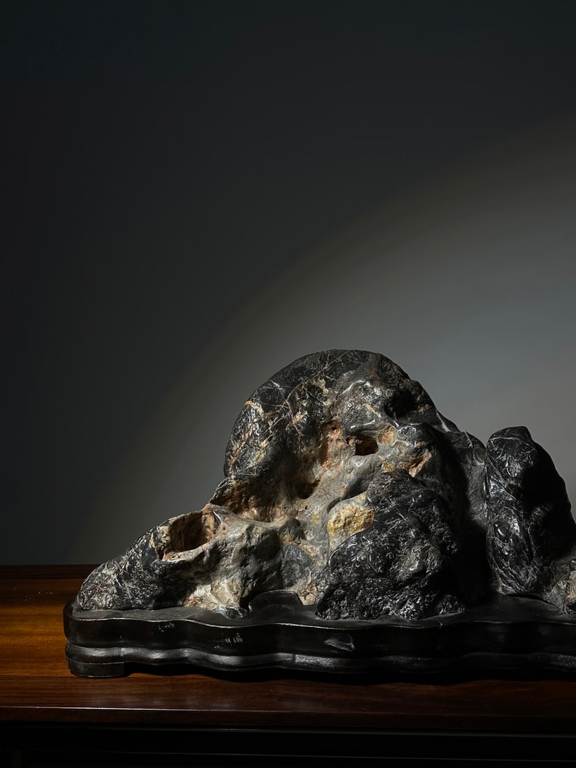 An Exquisite Lingbi Stone Ornament - 2