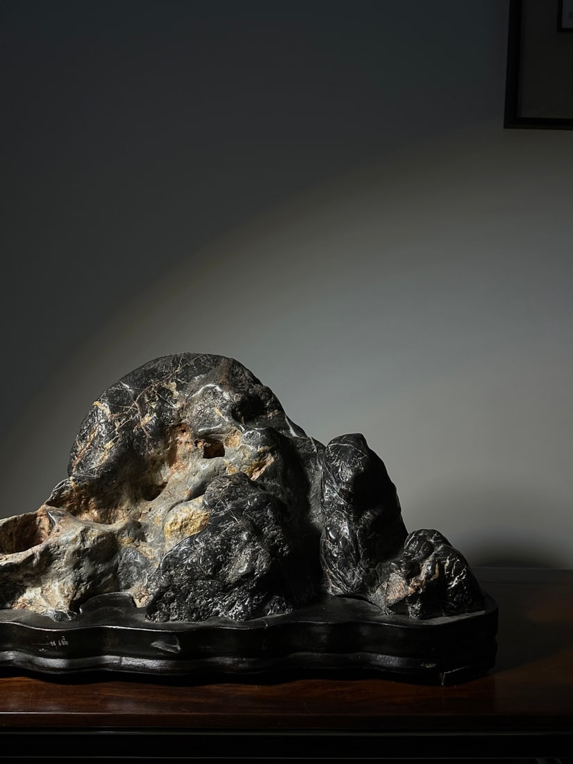 An Exquisite Lingbi Stone Ornament - 3