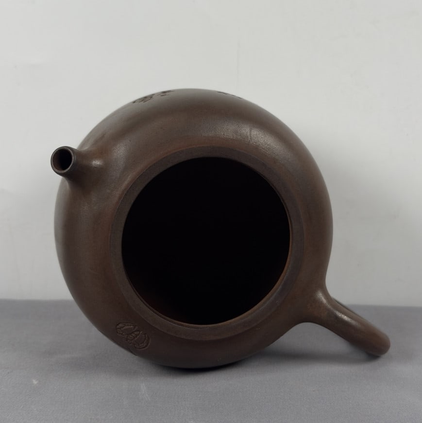 An Exquisite Purple Sands Figure Pattern Teapot - 7