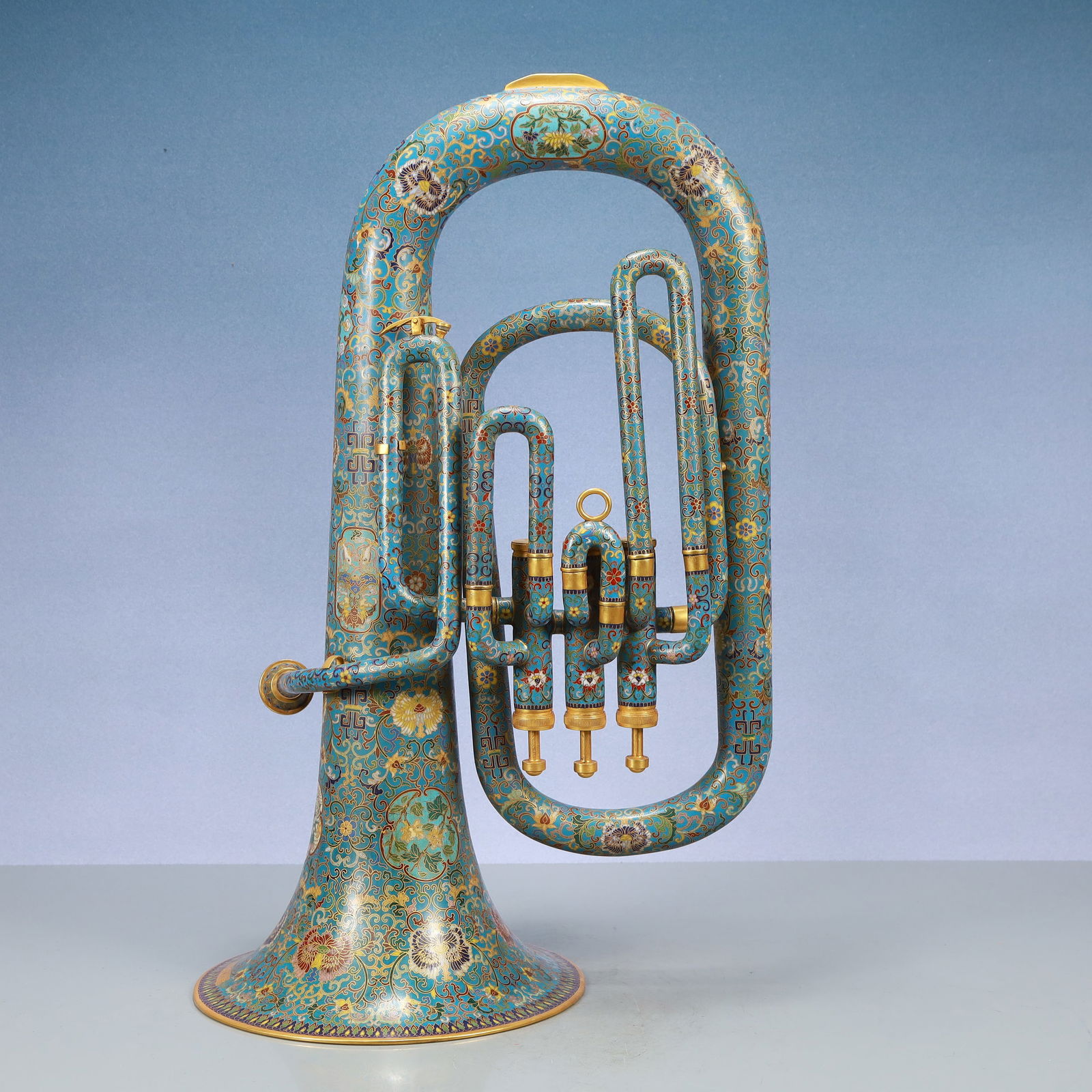 A Exquisite Cloisonne Lotus Pattern Musical instrument: A Exquisite Cloisonne Lotus Pattern Musical instrument Qing Dynasty, China Qianlong Six-character Mark Size:39cmx25cmx60cm Weight:6000g (The Dimensions Of All Batches Are Manually Measured.If You