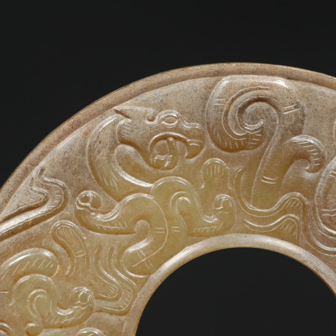 An Exquisite White Jade Dragon and Phoenix Pattern Ornament - 4