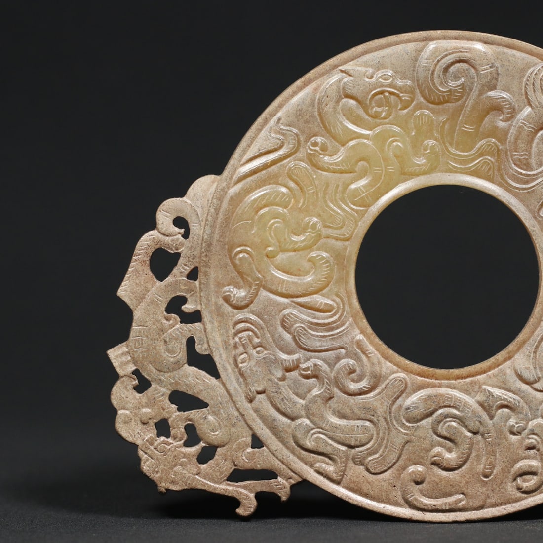 An Exquisite White Jade Dragon and Phoenix Pattern Ornament - 5