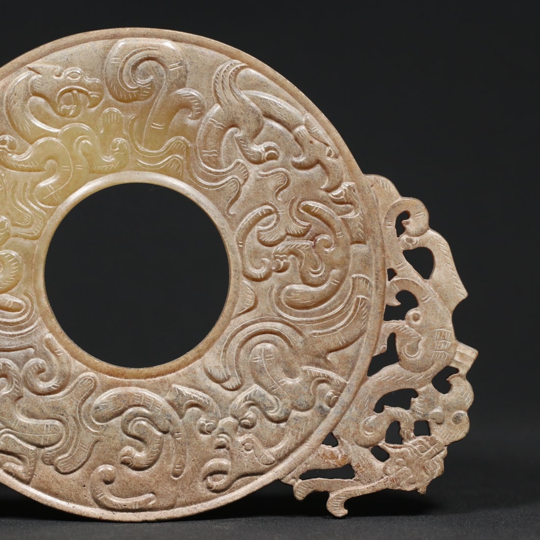 An Exquisite White Jade Dragon and Phoenix Pattern Ornament - 6