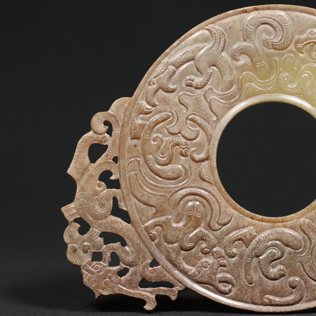 An Exquisite White Jade Dragon and Phoenix Pattern Ornament - 8