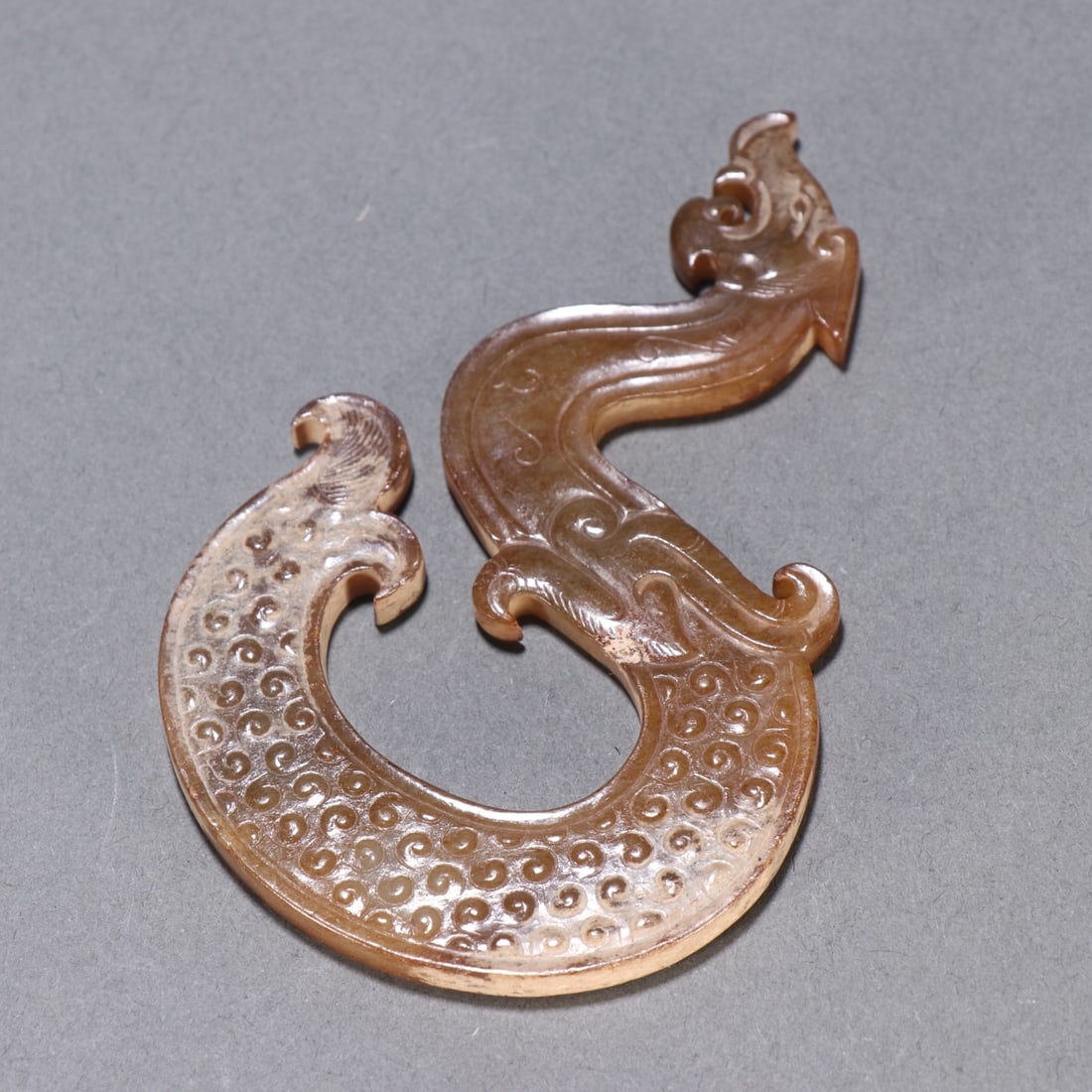 An Exquisite White Jade Dragon Pattern Ornament - 6