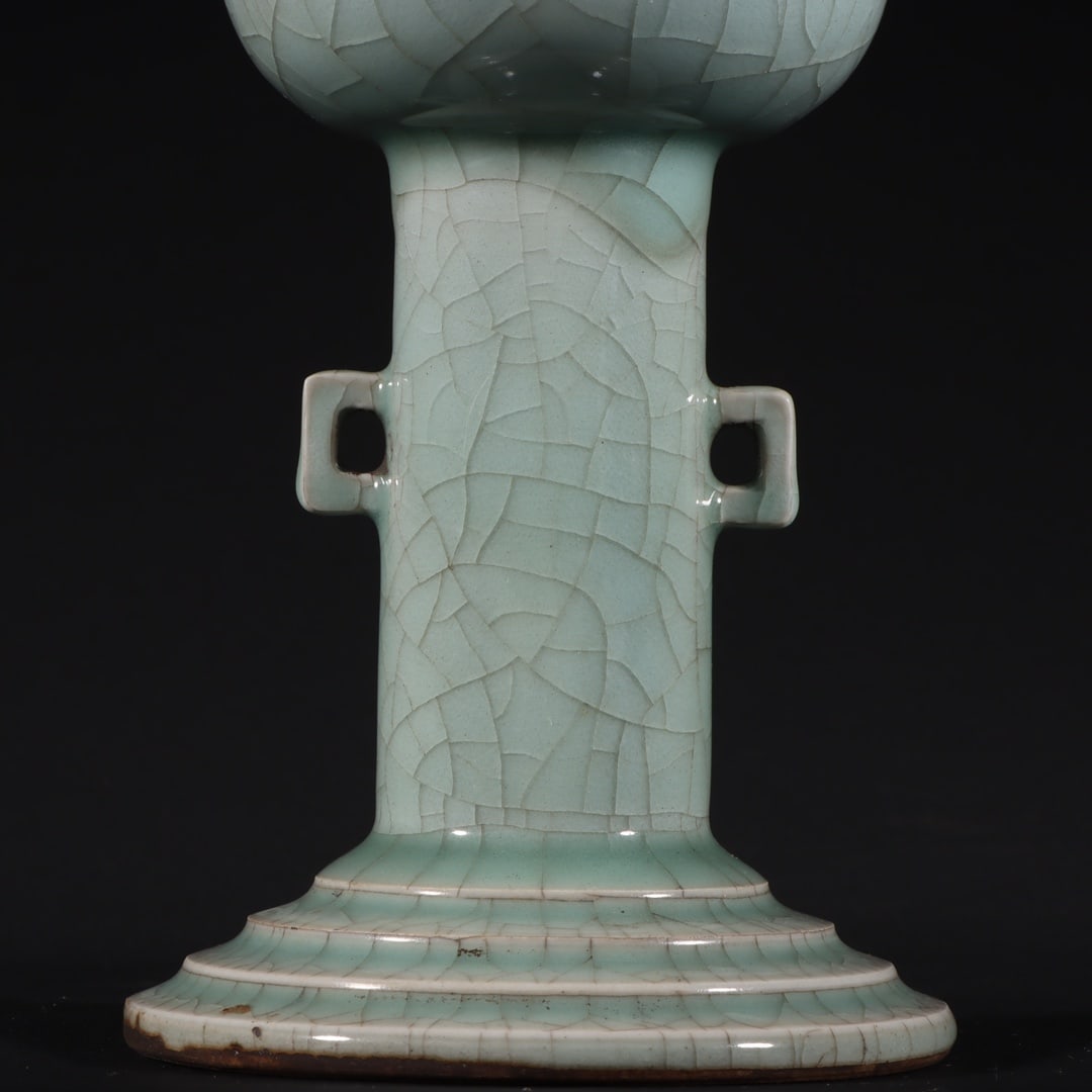 An Exquisite Longquan yao Celadon Glazed Candlestick - 4