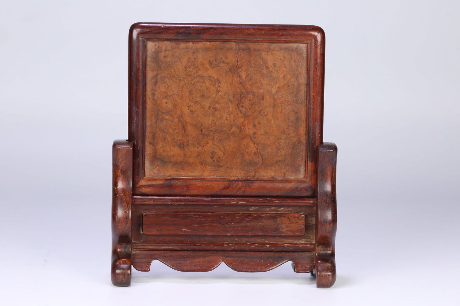 An Exquisite Wood Inlaid Jadeite Tiger Pattern Screen - 3