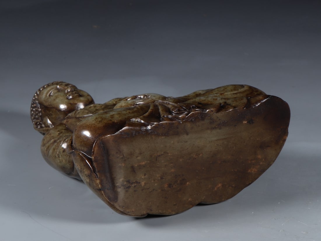 An Exquisite White Jade Buddha Statue - 9