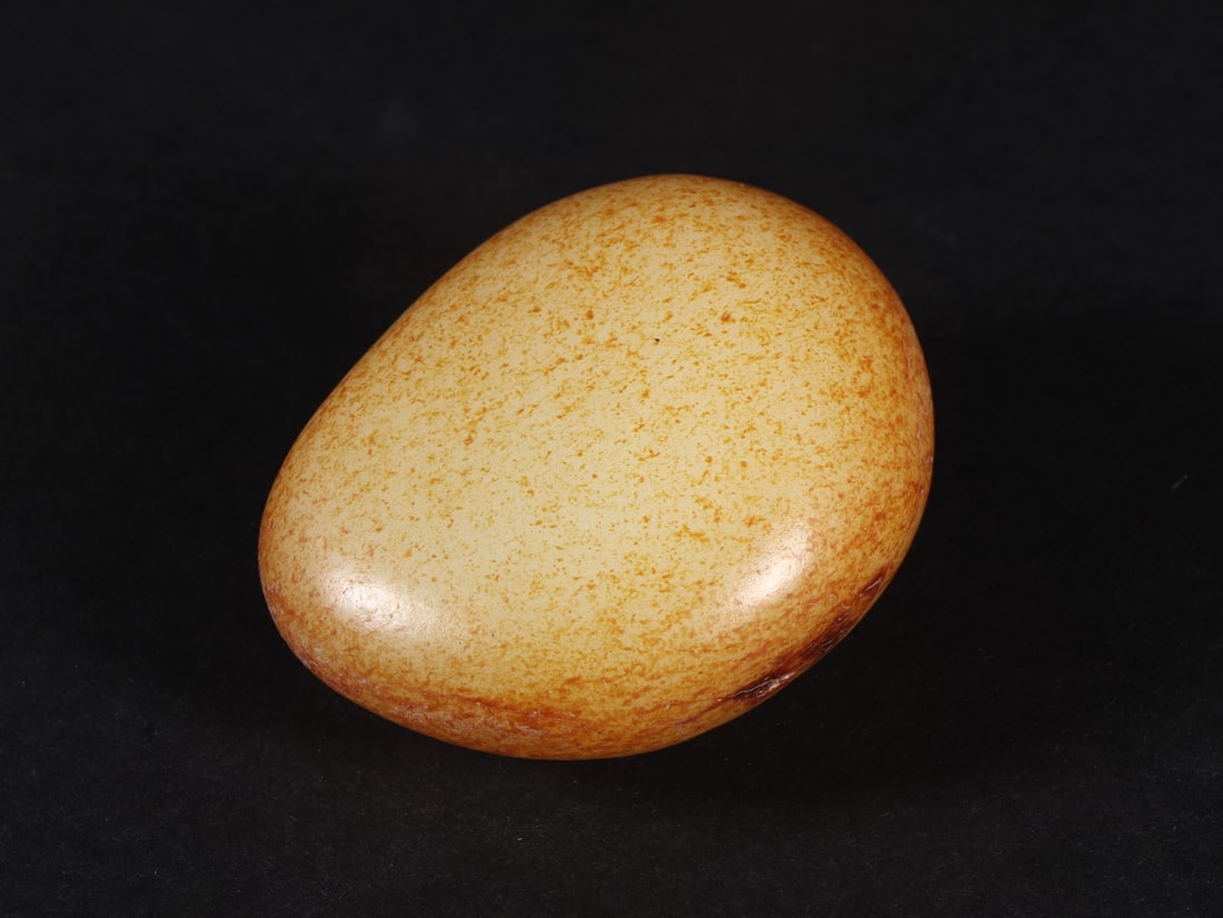 An Exquisite White Jade Ornament - 7