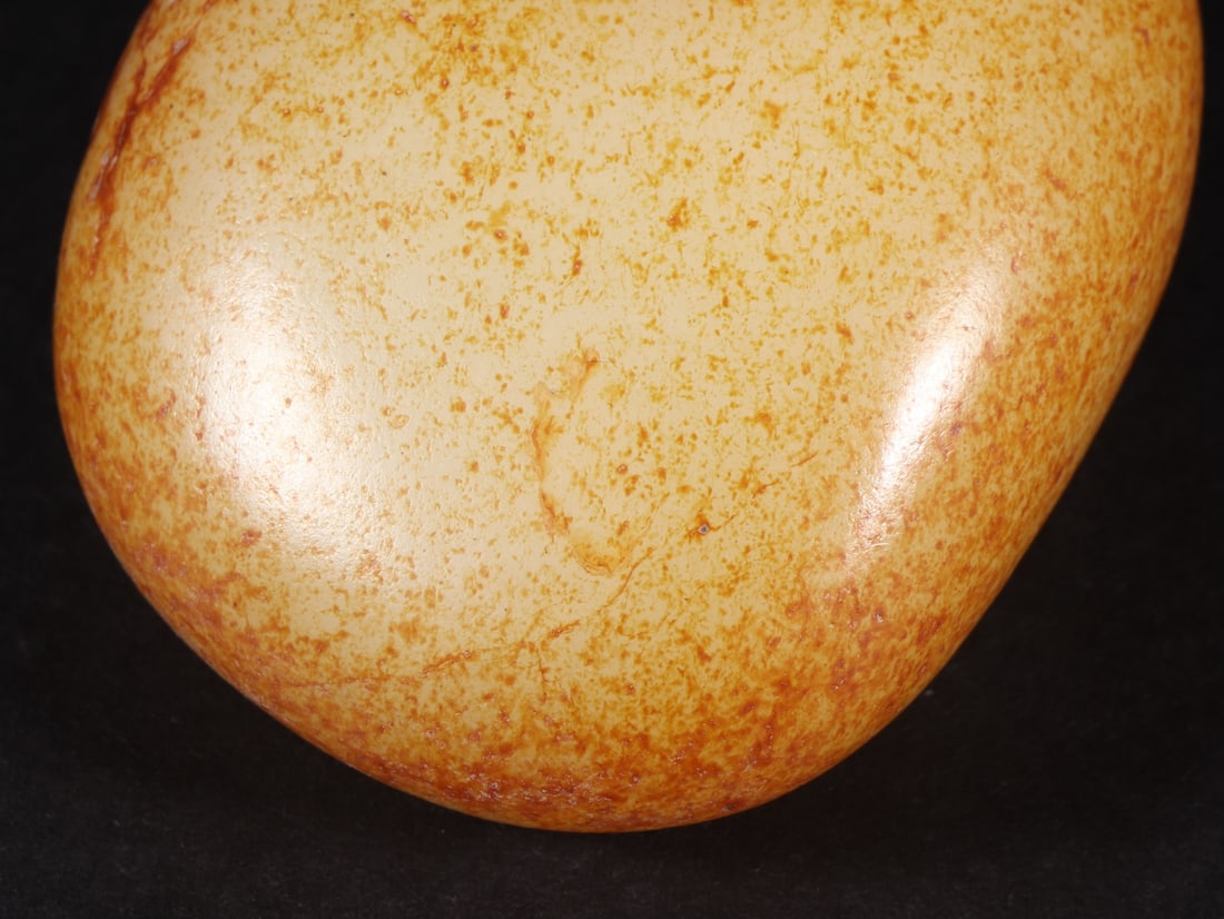 An Exquisite White Jade Ornament - 8