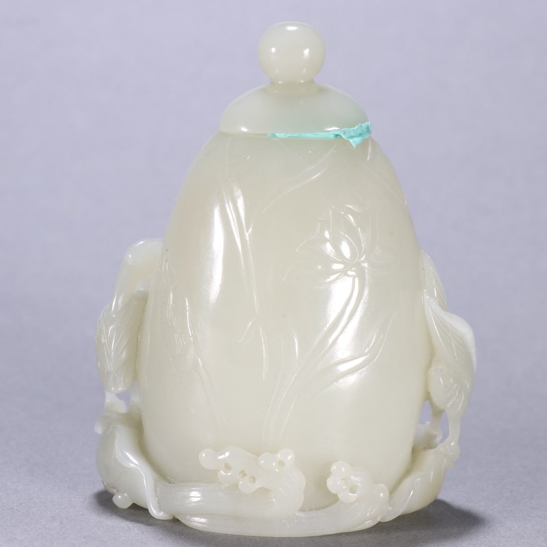 An Exquisite White Jade Crane Pattern Vase - 5