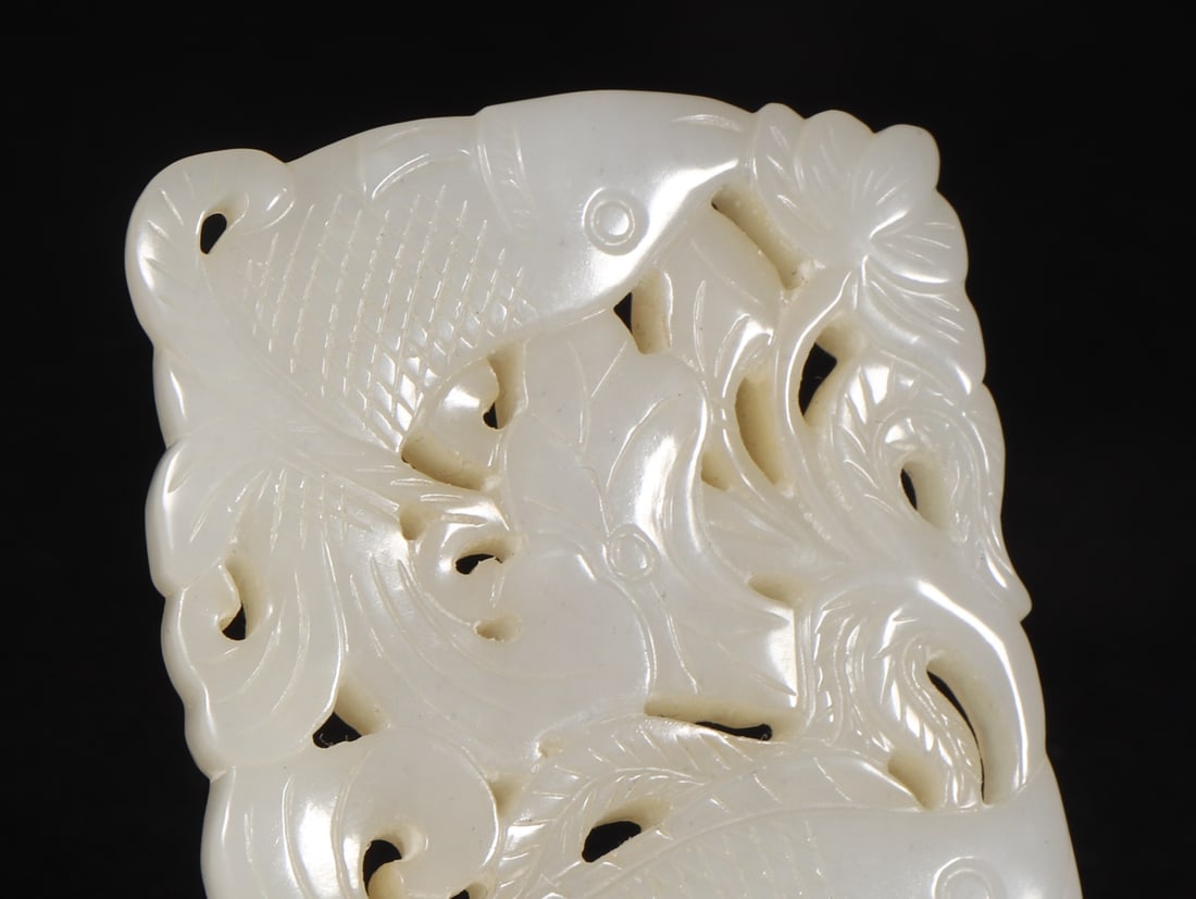 An Exquisite White Jade Fish Pattern Brand - 7