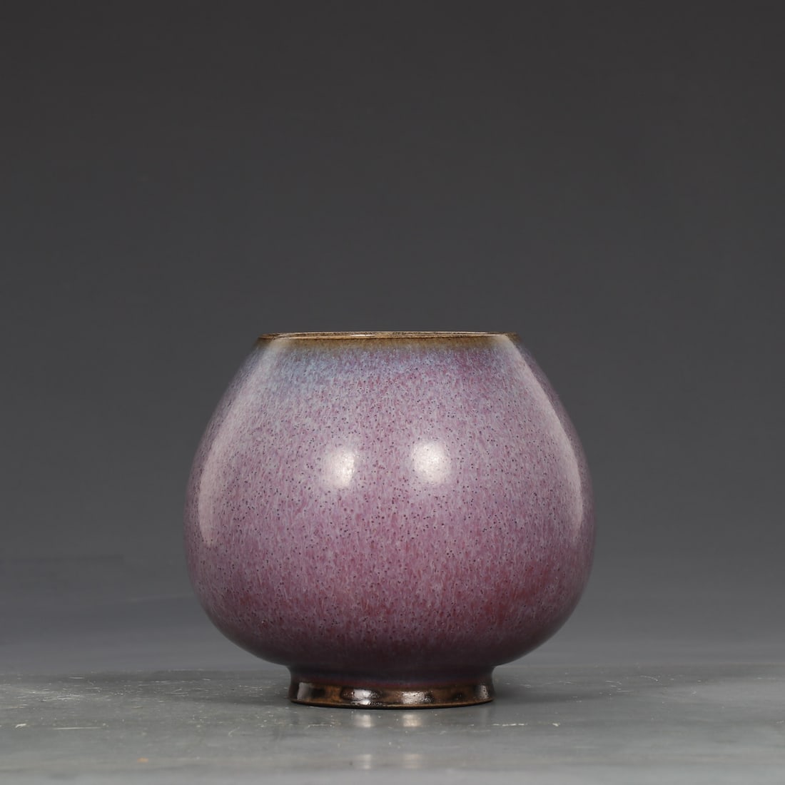 An Exquisite Jun yao Purple Glazed Jar - 2