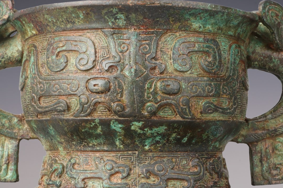 An Exquisite Bronze Beast-Face Pattern Double-Ears Censer - 2