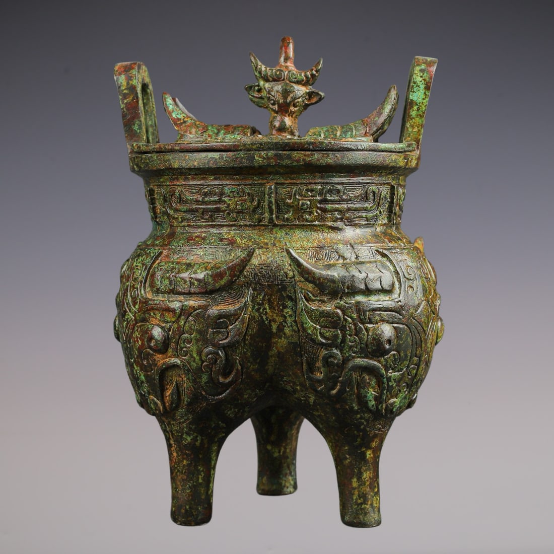 An Exquisite Bronze Beast-Face Pattern Double-Ears and Tripod Censer (1 of 9)