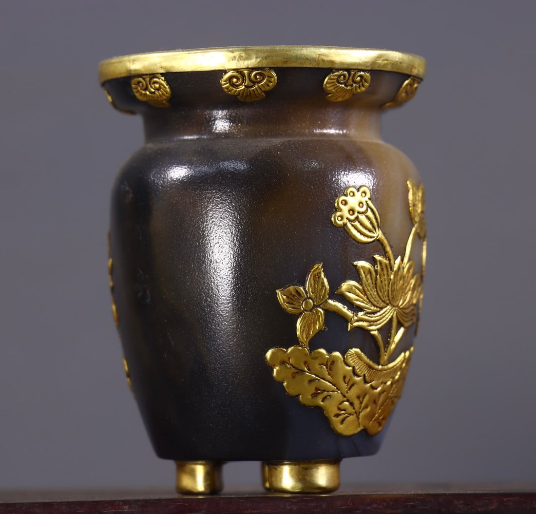 An Exquisite Agate Cover with Gold Flower Pattern Jar - 4