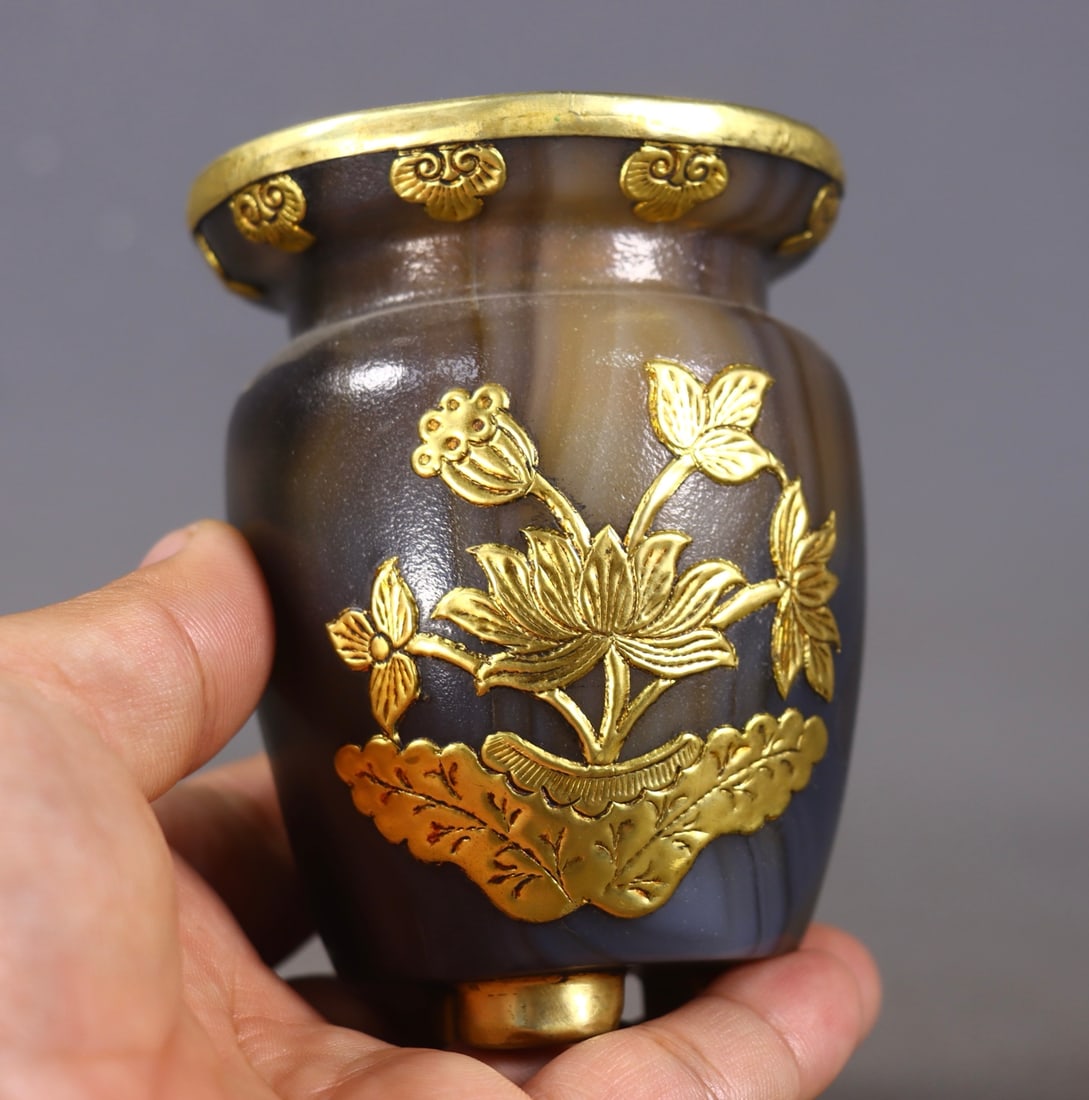 An Exquisite Agate Cover with Gold Flower Pattern Jar - 8