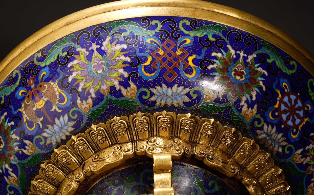 An Exquisite Cloisonne Lotus Pattern Eight Treasures Pattern Censer - 7