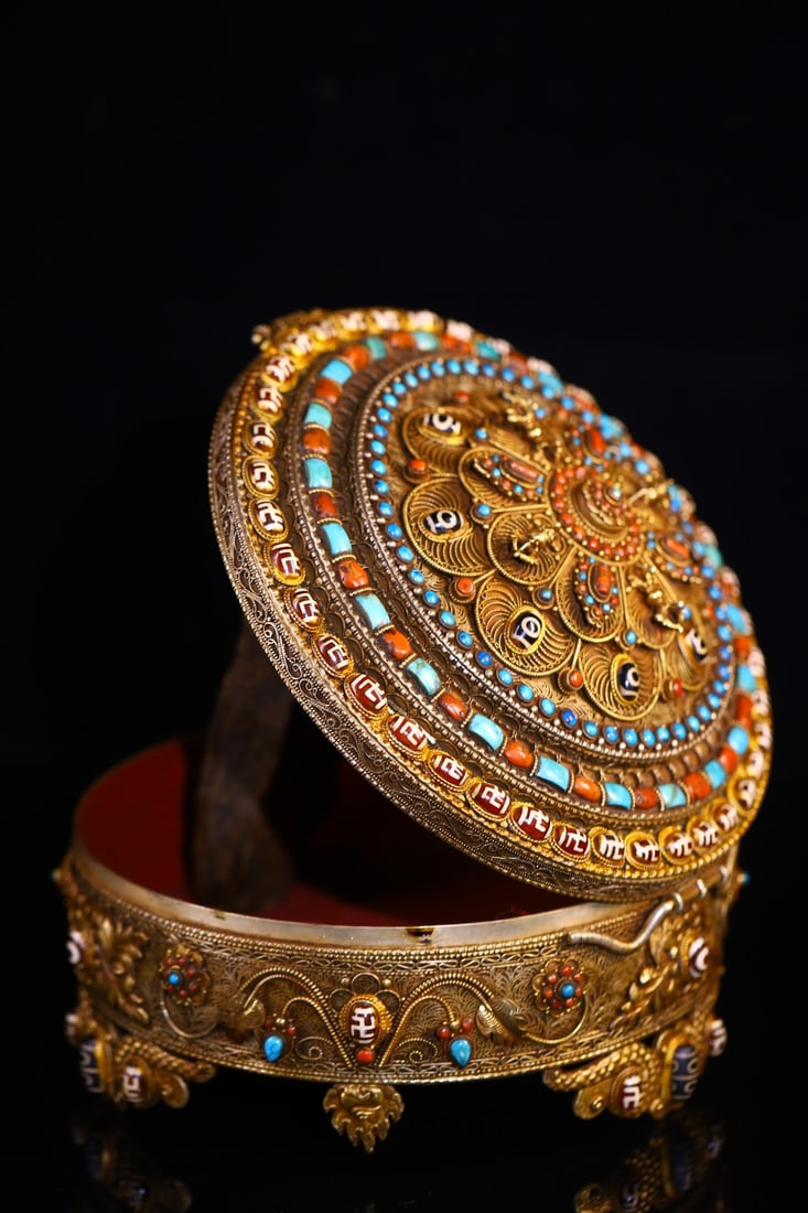 An Exquisite Silver Inlaid Gems Flower Pattern Box - 3