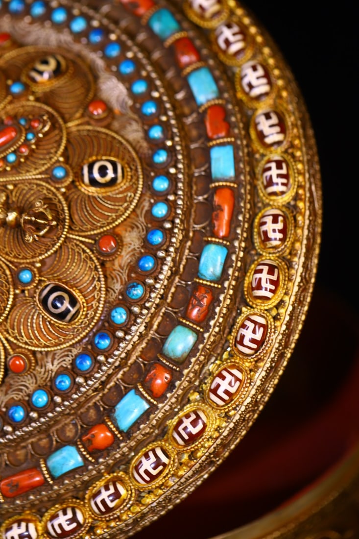 An Exquisite Silver Inlaid Gems Flower Pattern Box - 6