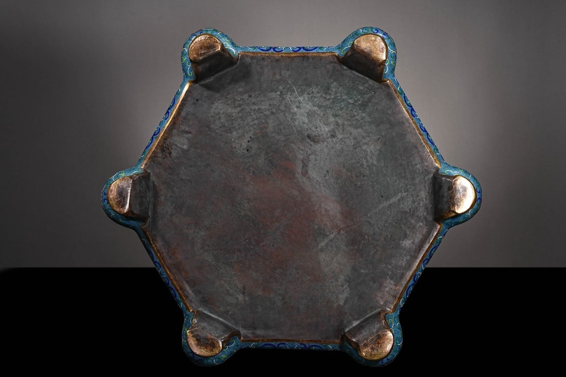 An Exquisite Cloisonne Lotus Pattern Phoenix Ornament - 9