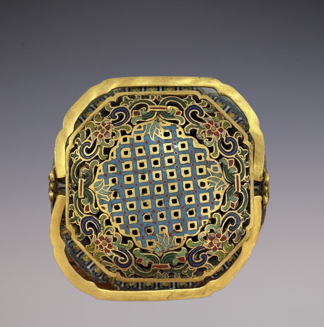 An Exquisite Cloisonne Lotus Pattern Censer - 2