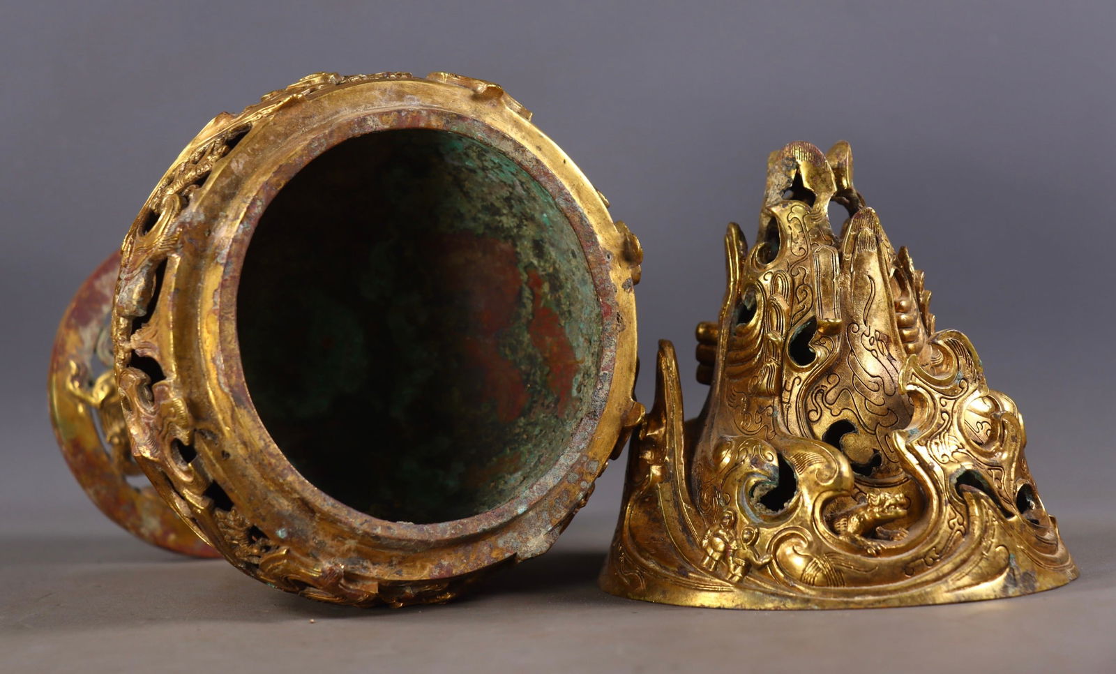 An Exquisite Gilt Bronze Auspicious Beast Pattern Censer - 5
