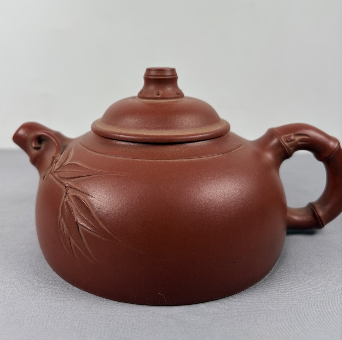 An Exquisite Purple Sands Bamboo Pattern Teapot - 2